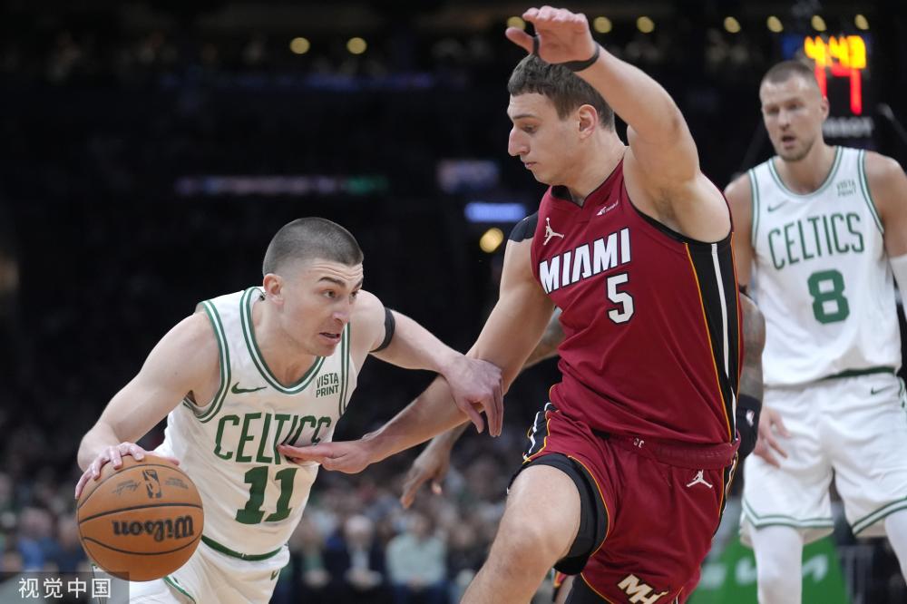 足球氛围浓 足球氛围浓