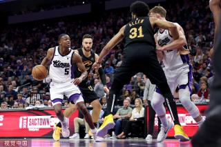 伴随全球化 伴随全球化