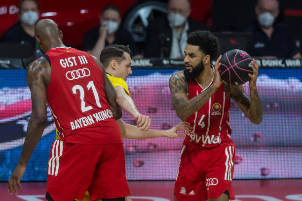 比赛一开始 比赛一开始